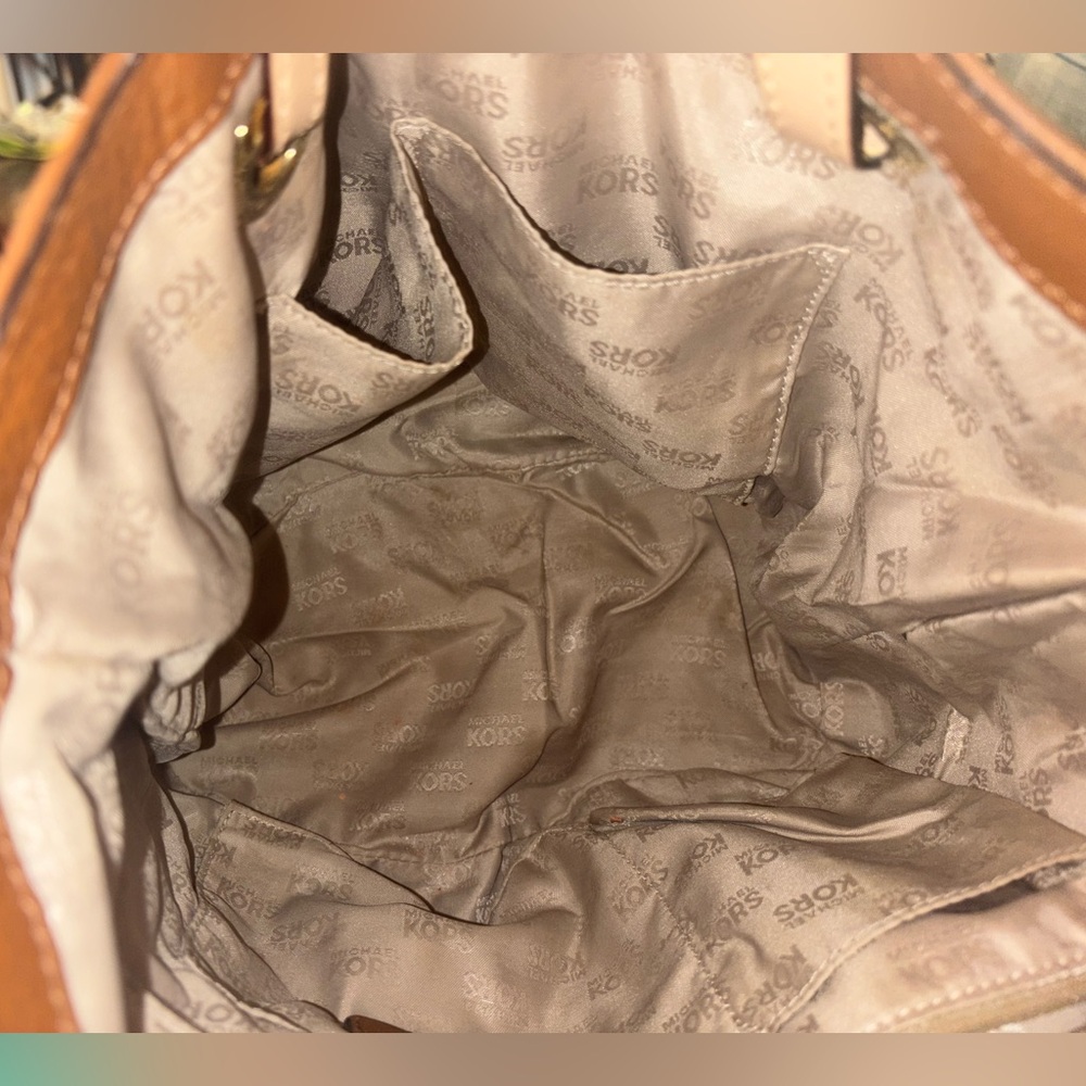 Vintage Michael Kors Jet Set Medium Leather Tote Tan with Cream Contrast Straps - Picture 8 of 13